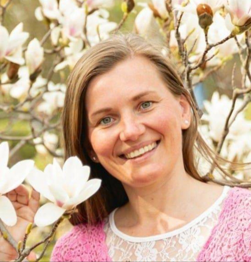 Profile picture for user Angela Sonnenkind