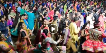 Navratrifest-alle tanzen 30-0-19